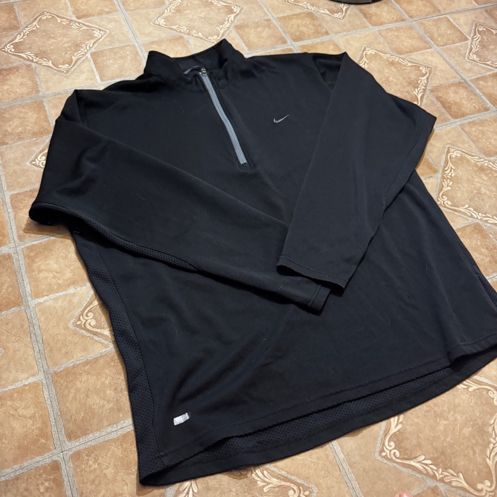 Nike Dri-FIT Men’s 1/4 Zip Pullover - Black - Size Large